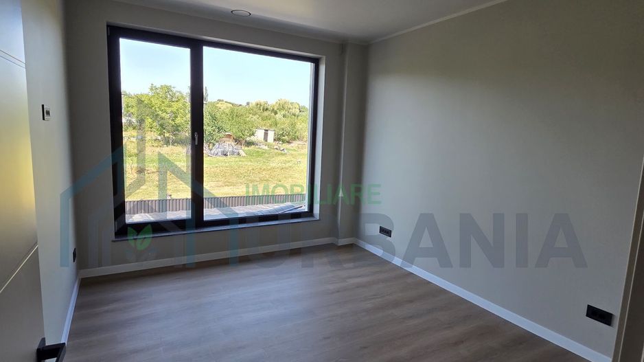 Casa Smart Panouri fotovoltaice Pompa caldura vata bazaltica 15 - Poză 7