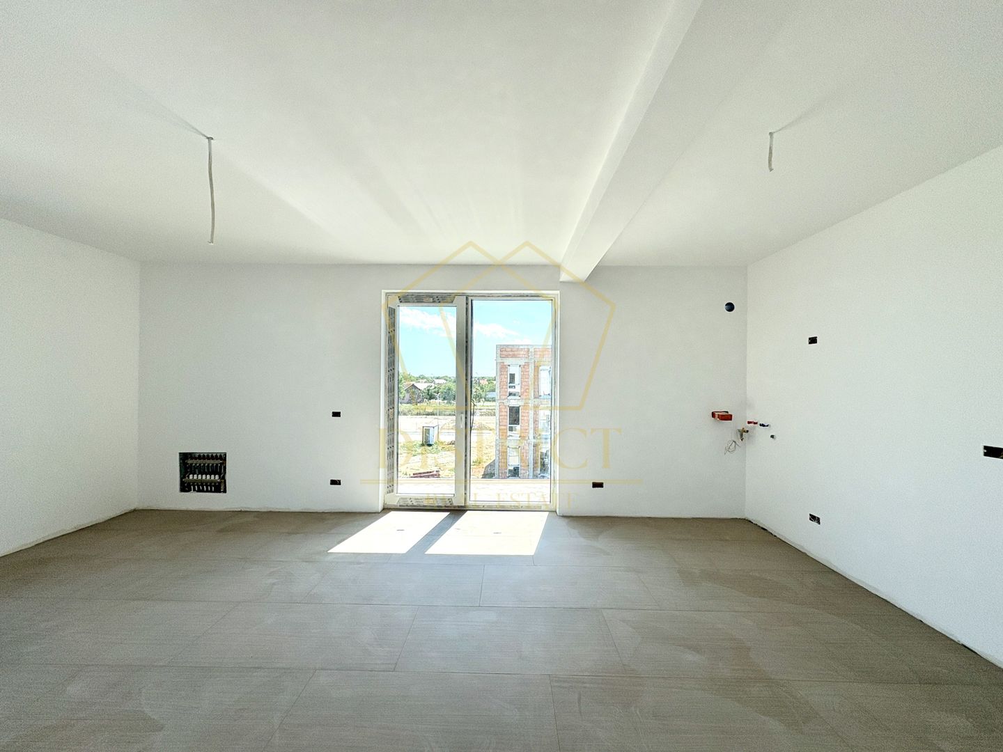 Apartament spațios cu 2 camere si curte de 45mp | Mosnita Noua - Poză 1