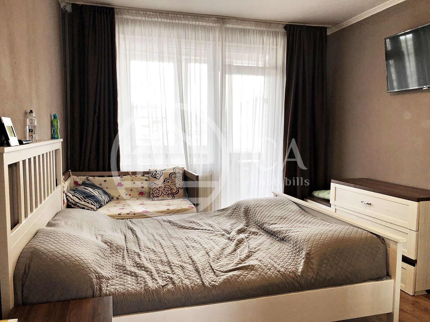 Apartament cu 3 camere de vanzare in Rogerius, Oradea - Poză 3