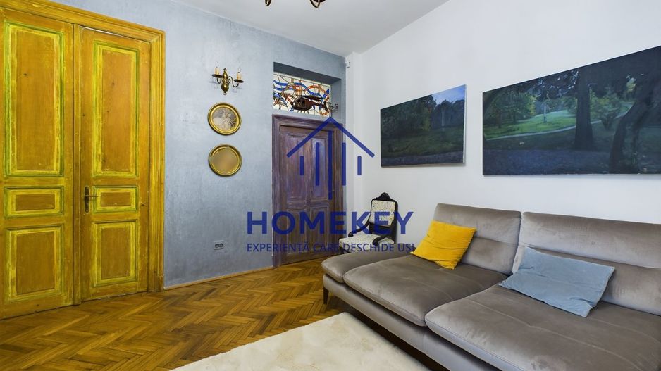 Casa/Vila de Inchiriat cu Terasa- centru - Poză 9