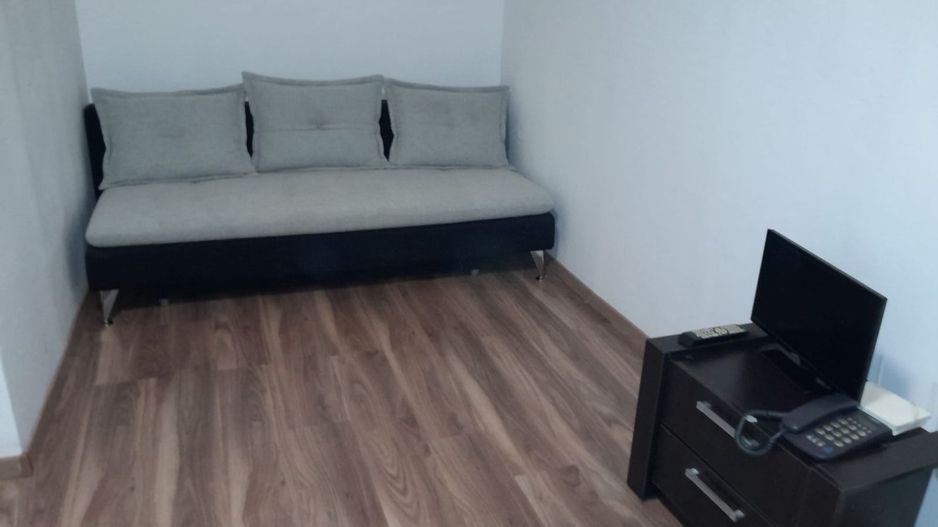 Garsoniera Aparatorii Patriei Spiru Haret Petfriendly - Poză 3