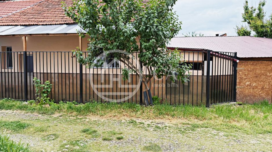 Apartament cu 1 camera la curte comuna de vanzare Ultracentral, Oradea - Poză 2