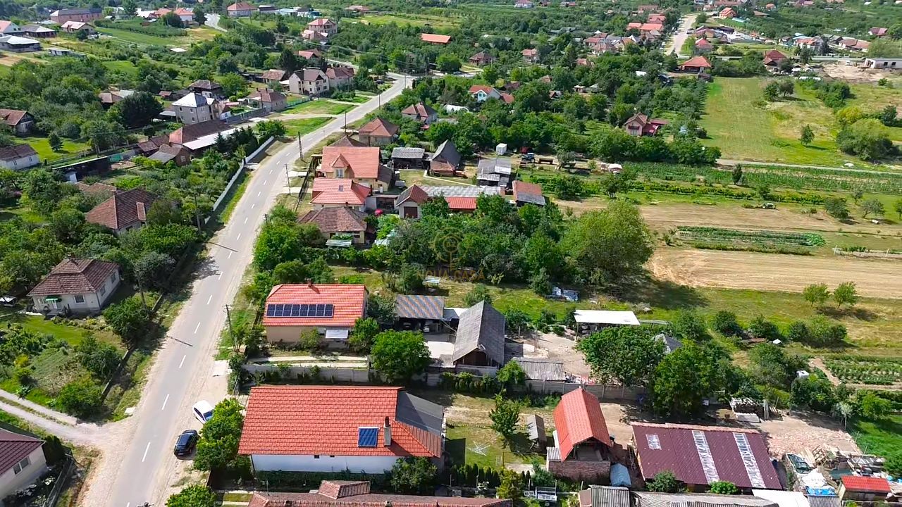 De vanzare Casa cu 4 camere si teren de 4.839mp/Utilata/Mobilata - Poză 12