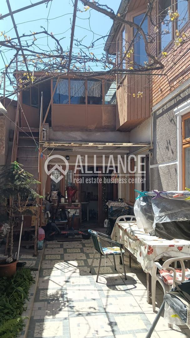 Casa 6 camere zona CAPITOL-CENTRAL  ( cod 12 ) - Poză 5