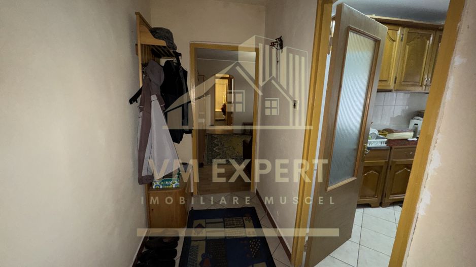 APARTAMENT 2 CAMERE ETAJ 2 CAMPULUNG VIȘOI - Poză 14