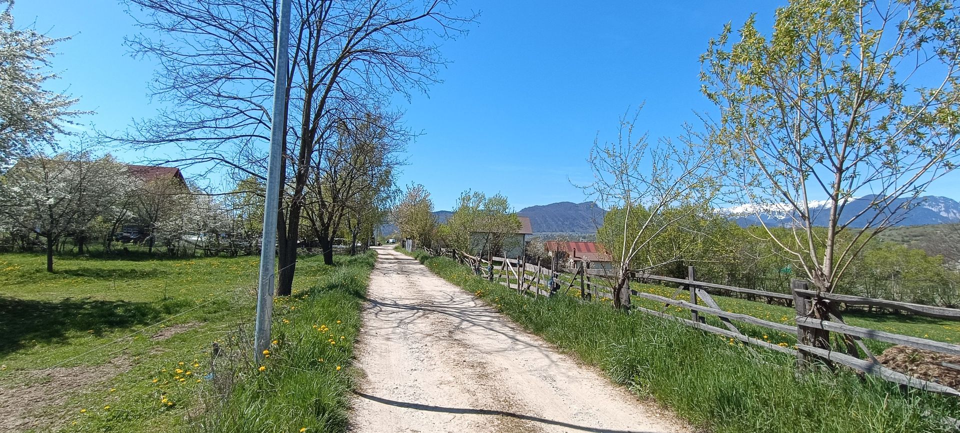teren pretabil pensiune -casa,Zarnesti,4km de castelul Bran - Poză 9