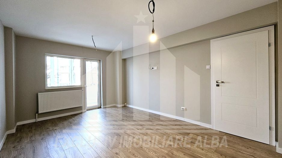 Apartament 4 camere decomandate | 85 mp | Etaj 1 | Cetate - Poză 2