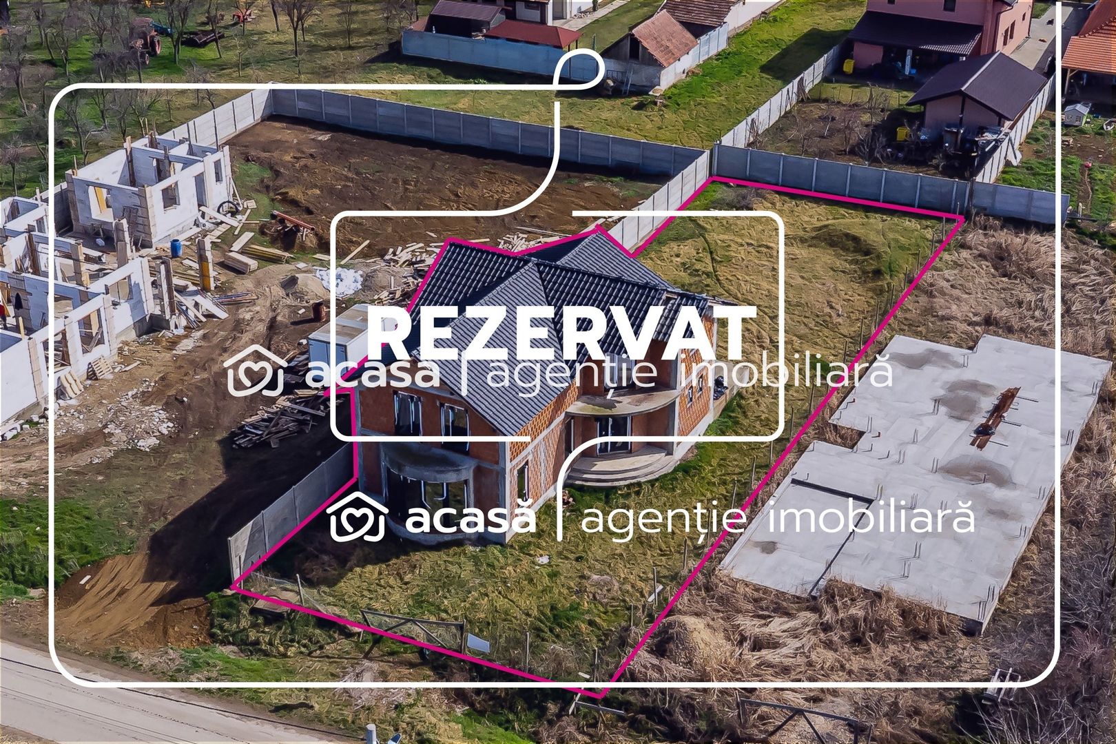 REZERVAT! Casă la roșu cu teren de 752 mp, Mandruloc. Arad - Poză 1