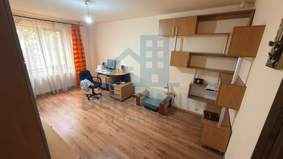 Vila eleganta in zona Ford– Confort si intimitate pe alee privata - Poză 3