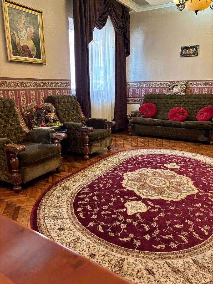 PIATA CETATII CASA - Poză 5