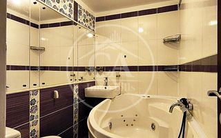 Apartament de închiriat cu 4 camere în zona Rogerius, Oradea - Poză 13