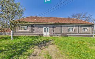 Casă solidă cu 5 camere in localitatea Almaș, Arad - Poză 18