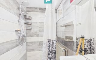 Apartament cu o camera, zona Parneava - Poză 4