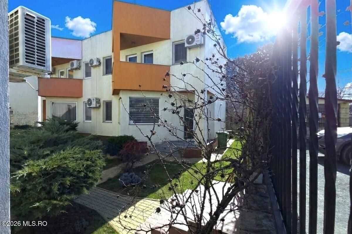 Mamaia Nord - Phoenicia Resort, casa de vacanta la mare, P+1E+Terasa! - Poză 1