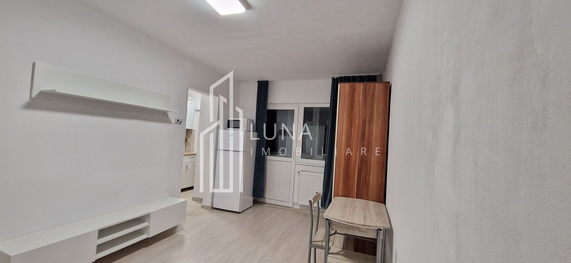 Garsonieră cochetă, renovată recent, în cartierul Noua - Poză 3