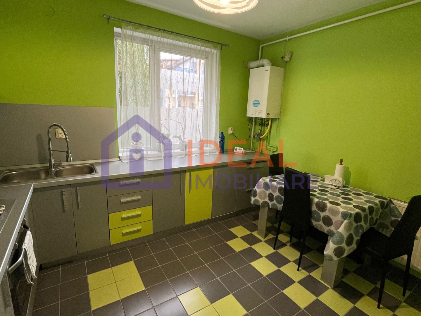 Apartament cu 2 camere - de închiriat - Poză 6