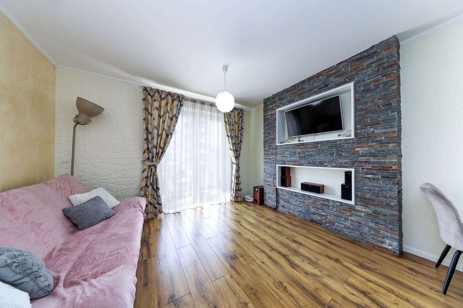 Apartament 2 camere zona Coresi | Complex Avantgarden Tractorul - Poză 6