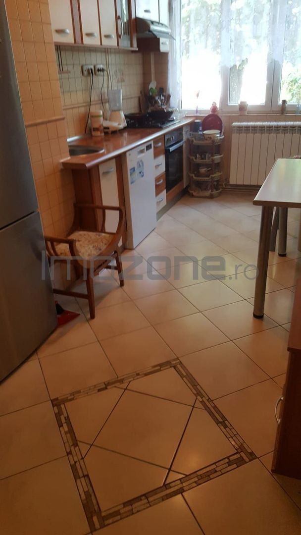 Complex Apusului 4 camere, etaj 3/4, 2 bai, bloc din caramida, 2 boxe! - Poză 4