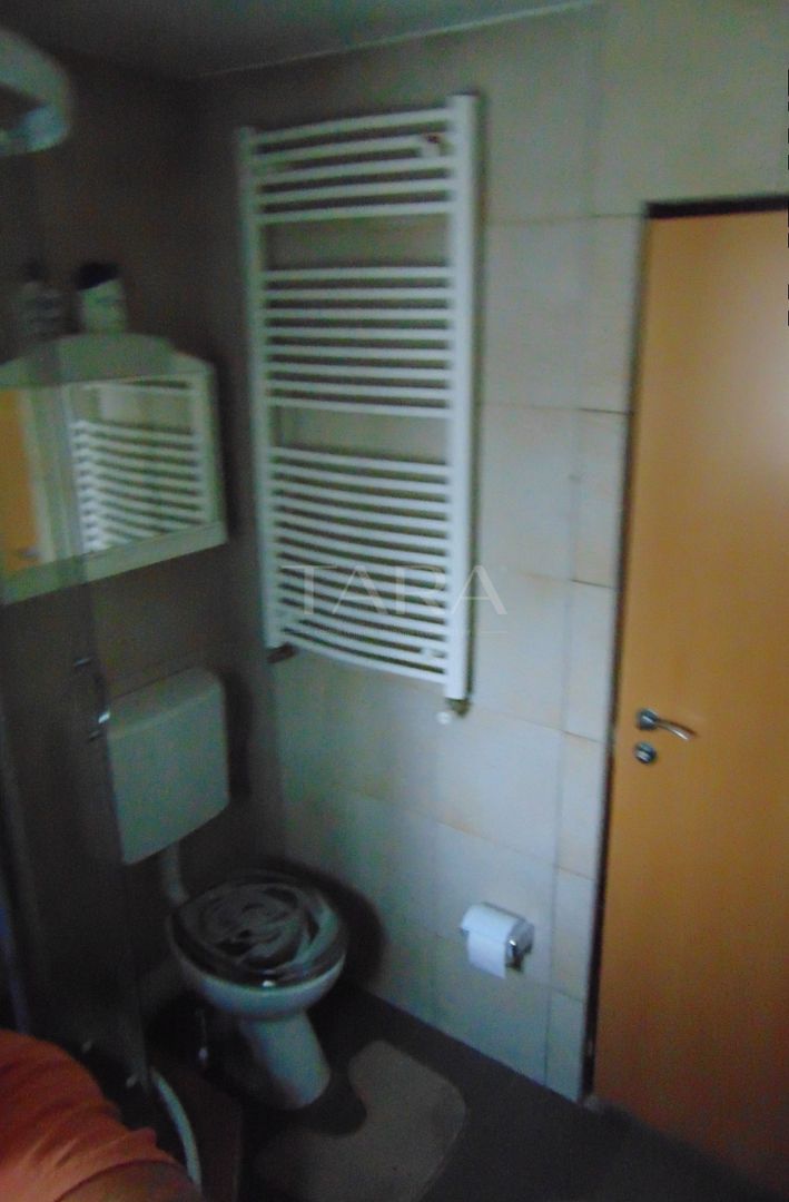 Casă / Vilă cu 5 camere de vânzare în zona Marasti - Poză 8