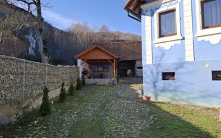 Casa renovata in Fantanele - Poză 4