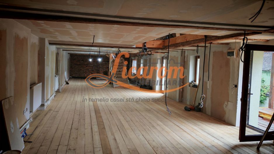 CASA SASEASCA comuna VULCAN,zona foarte buna,teren 3000 mp - Poză 17