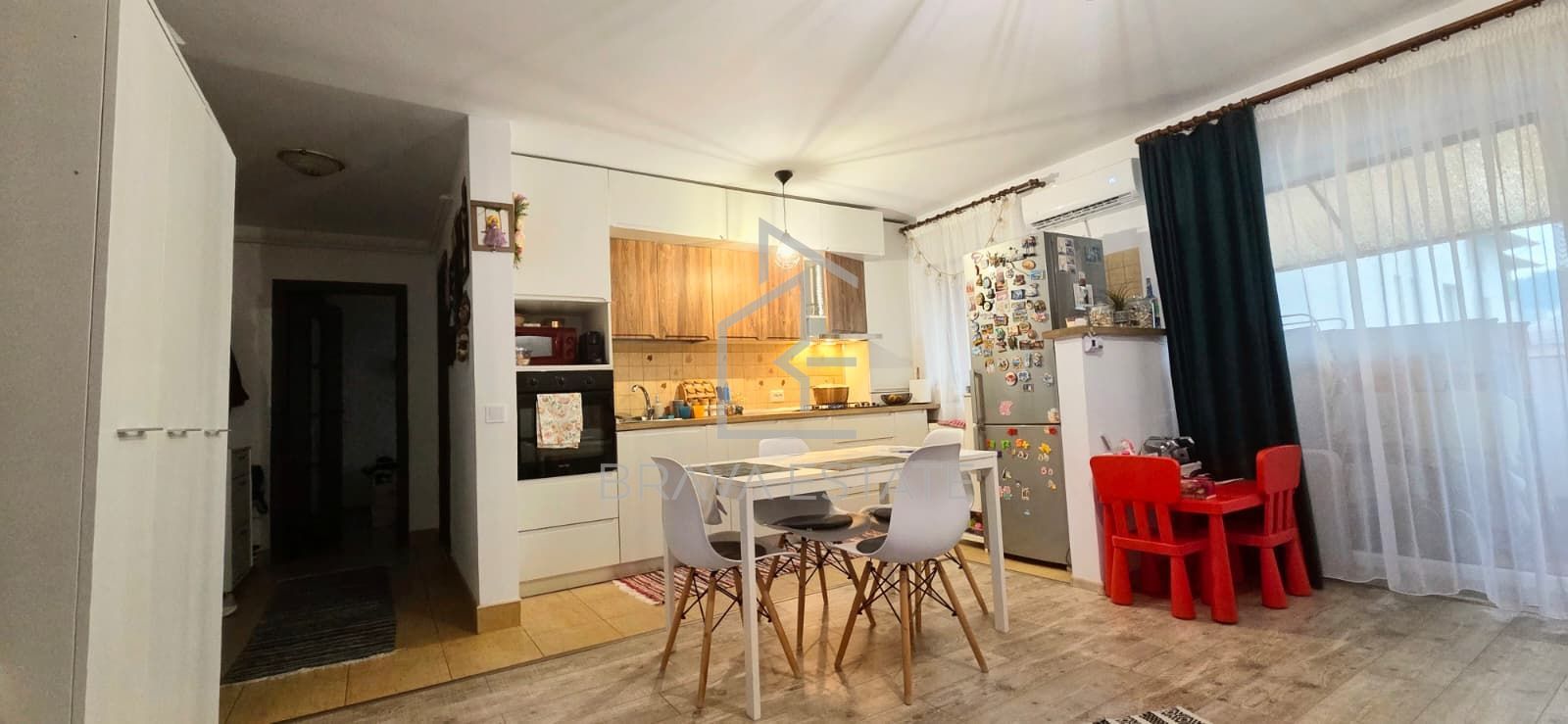 Apartament 48mp, 2 camere, parcare, zona Parcul Poligon , Floresti - Poză 1