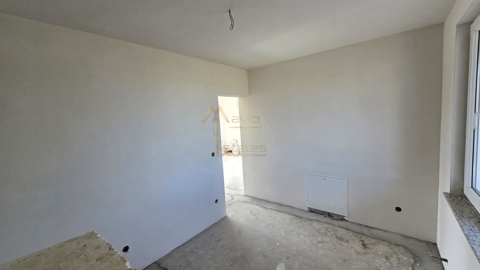 Martinesti, Duplex pe etaj, 3 Dorm, Buc separata,  Zona linistita. - Poză 7