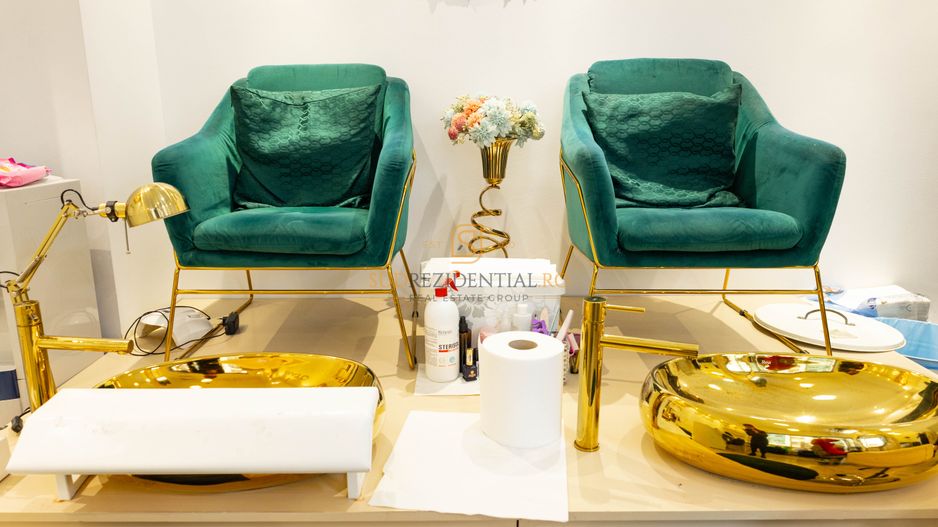 Spatiu comercial de inchiriat - Salon de infrumusetare in zona Viilor - Poză 3