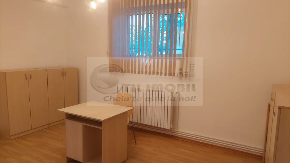 2 cam decomandat • demisol • Copou • 43 mp • 93.000 € negociabil - Poză 1