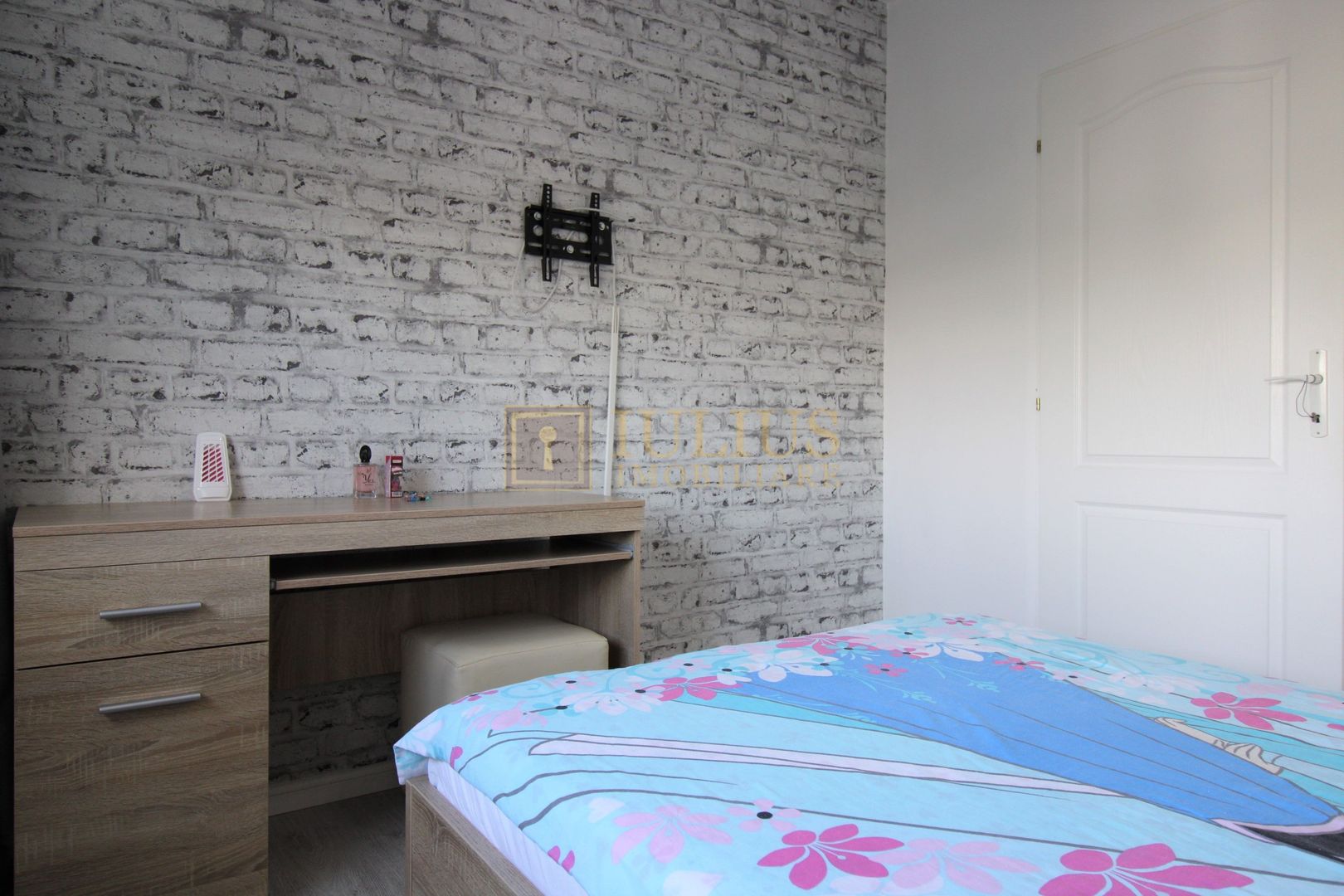 3 camere, clima, bloc anvelopat, Str. Cosminului - Girocului. - Poză 12