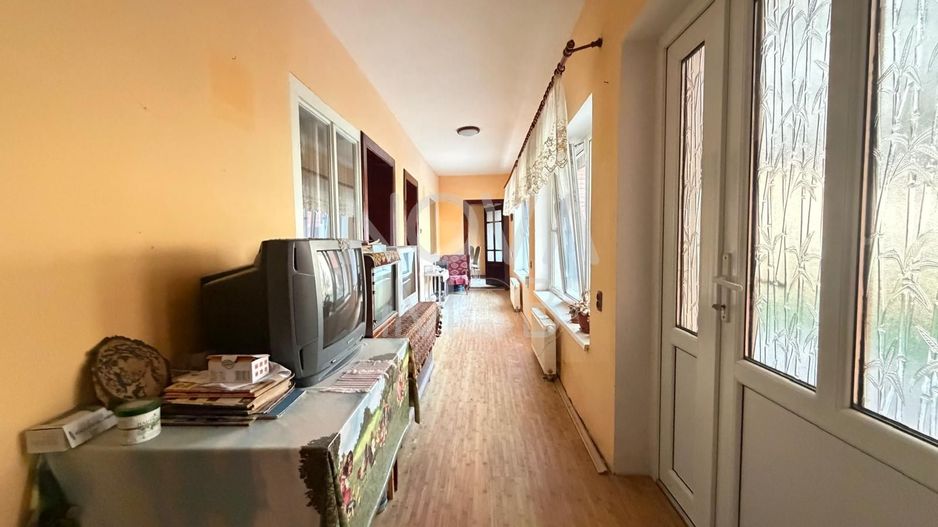 CASA DE VANZARE IN AVRIG – SPATIU GENEROS - Poză 11