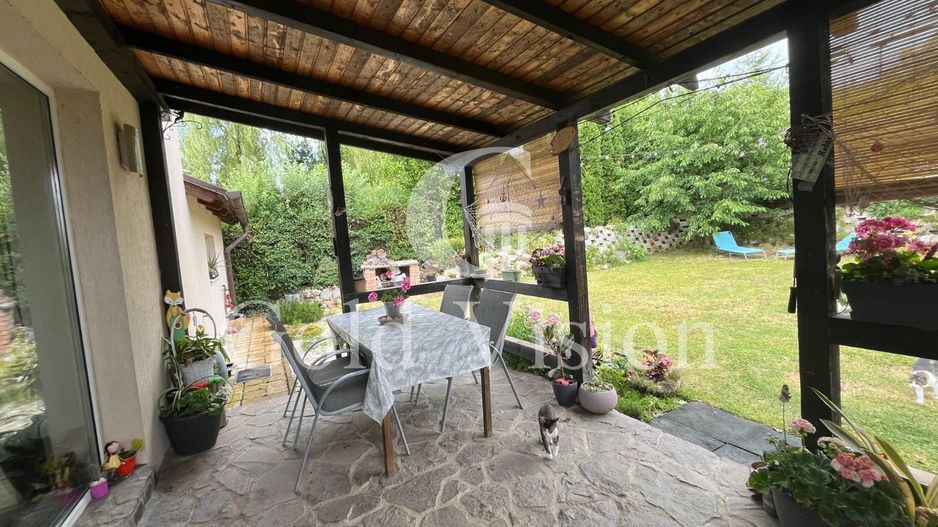 Casa de vanzare in Livezeni,Mures de 152 mp cu teren de 971 mp - Poză 7