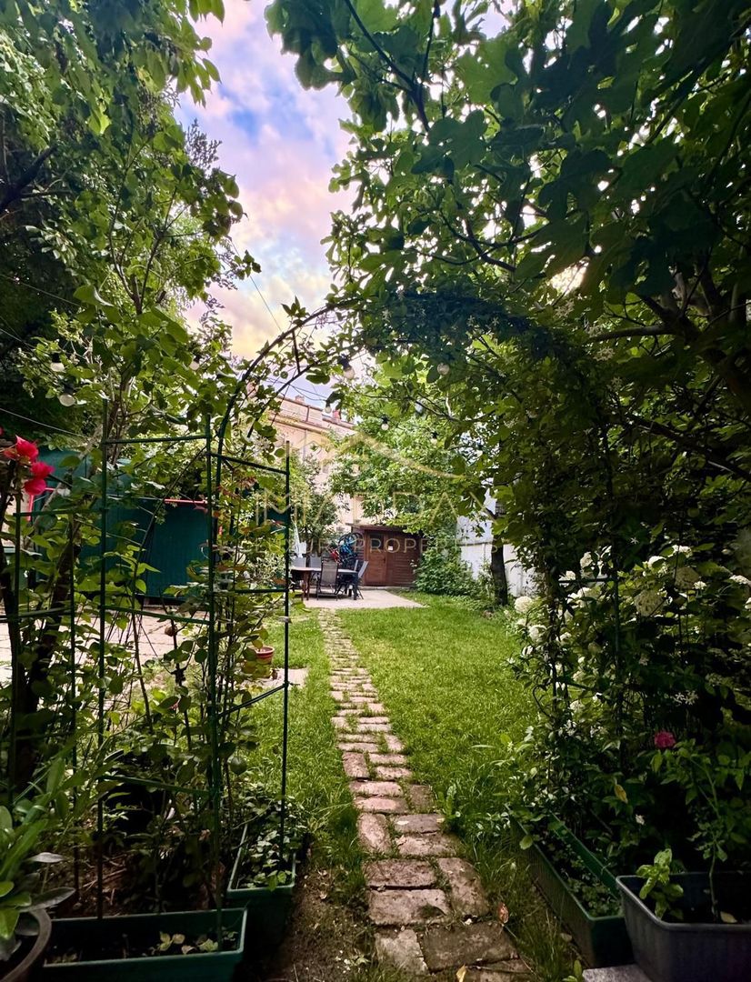 Apartament 4 camere*Vilă Dorobanți/ Curte superba/ Spațios - Poză 31