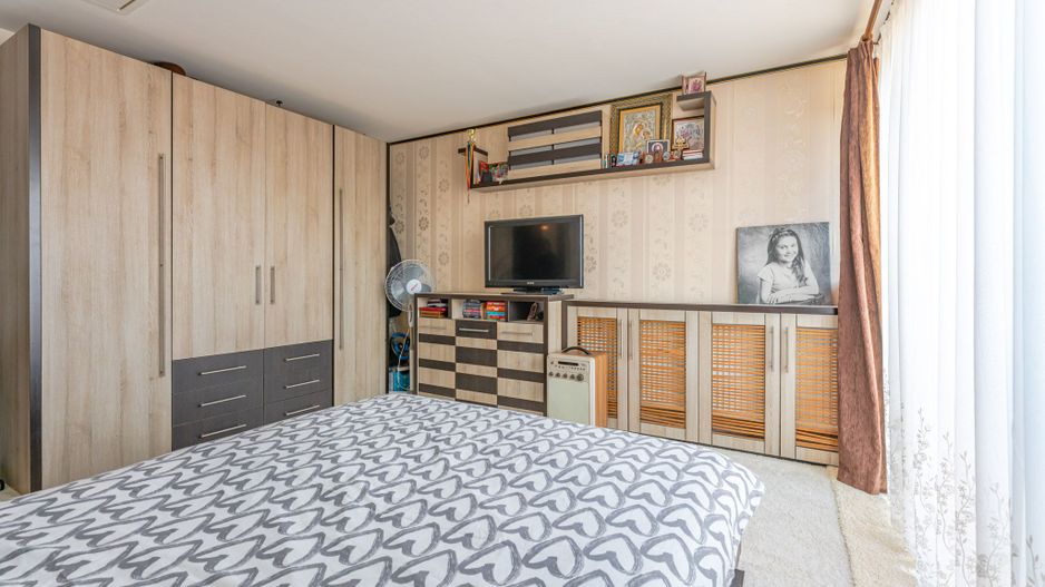 Apartament 2 Camere de Vânzare, Mobilat și Utilat, Sânpetru - Poză 10