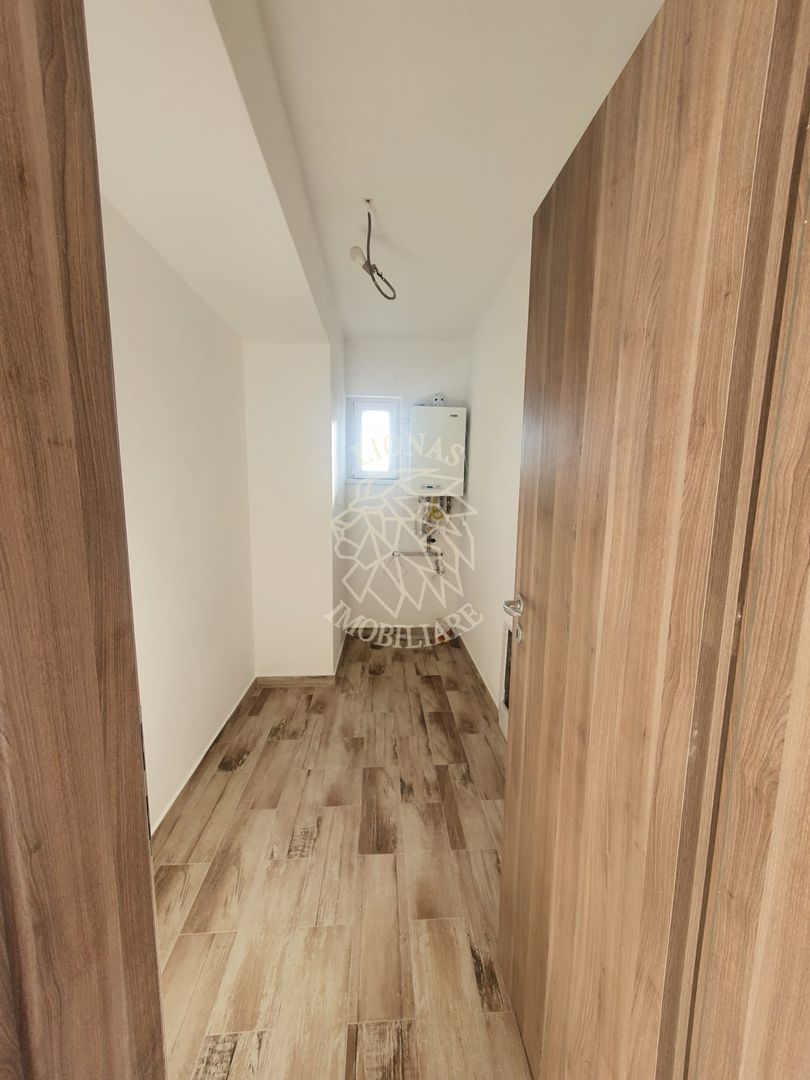 Casa 3 camere,  nivel parter,  3 ari teren, zona Nord Unirea - Poză 3
