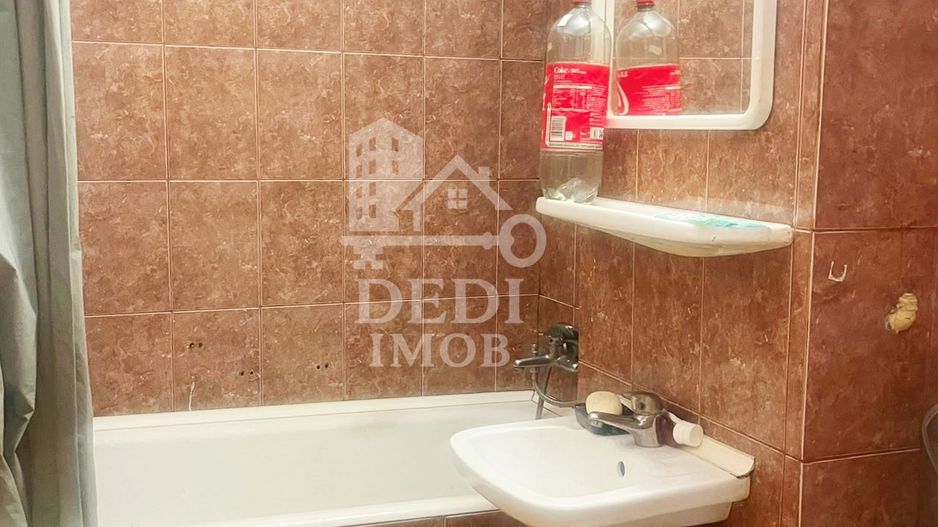 Apartament 1 camere de de vanzare zona Rogerius, Oradea - Poză 5