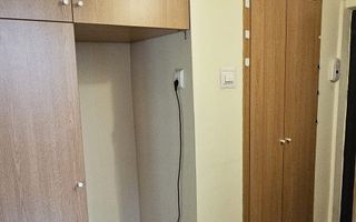 Garsoniera renovata 35 mp/ Metrou 1 decembrie la 3 minute - Poză 2