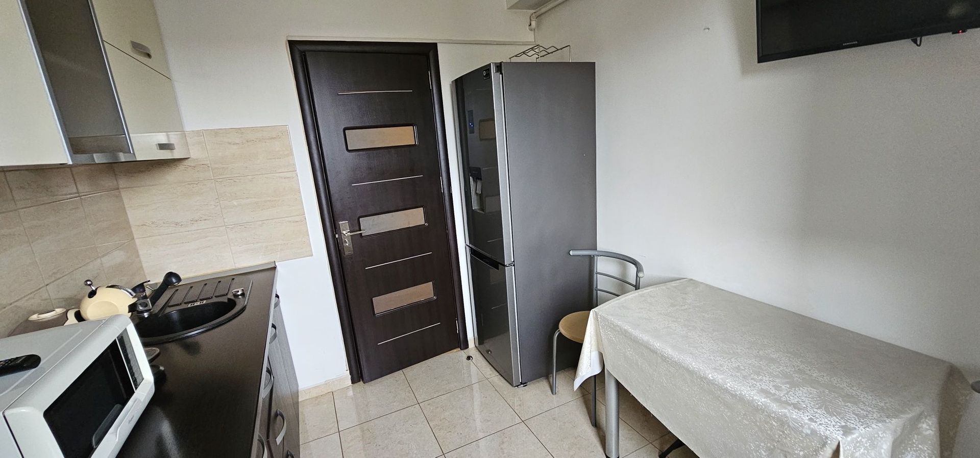 Închiriez apartament 3 camere Militari Residence - Poză 7