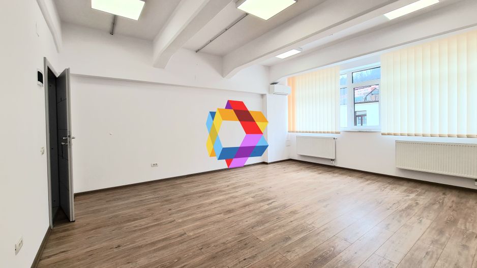Spatiu birouri de închiriat Brasov - 40 mp # spatii-comerciale-brasov.ro - Poză 2