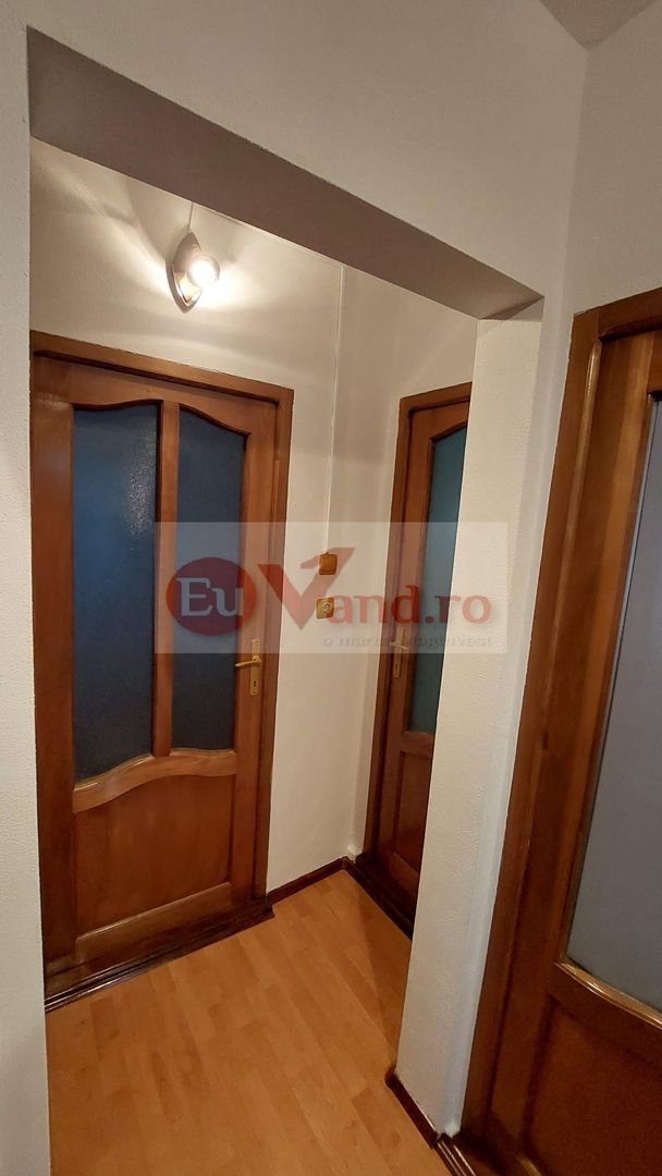 De închiriat apartament cu 3 camere, etaj 1, Siderurgistilor, 400 euro - Poză 12