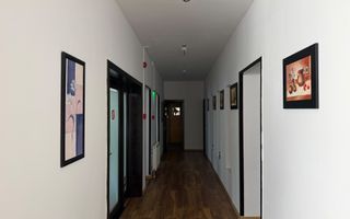 Hotel 4 stele, complet echipat, 30 camere, 6.000 mp teren – Poiana Brașov - Poză 9