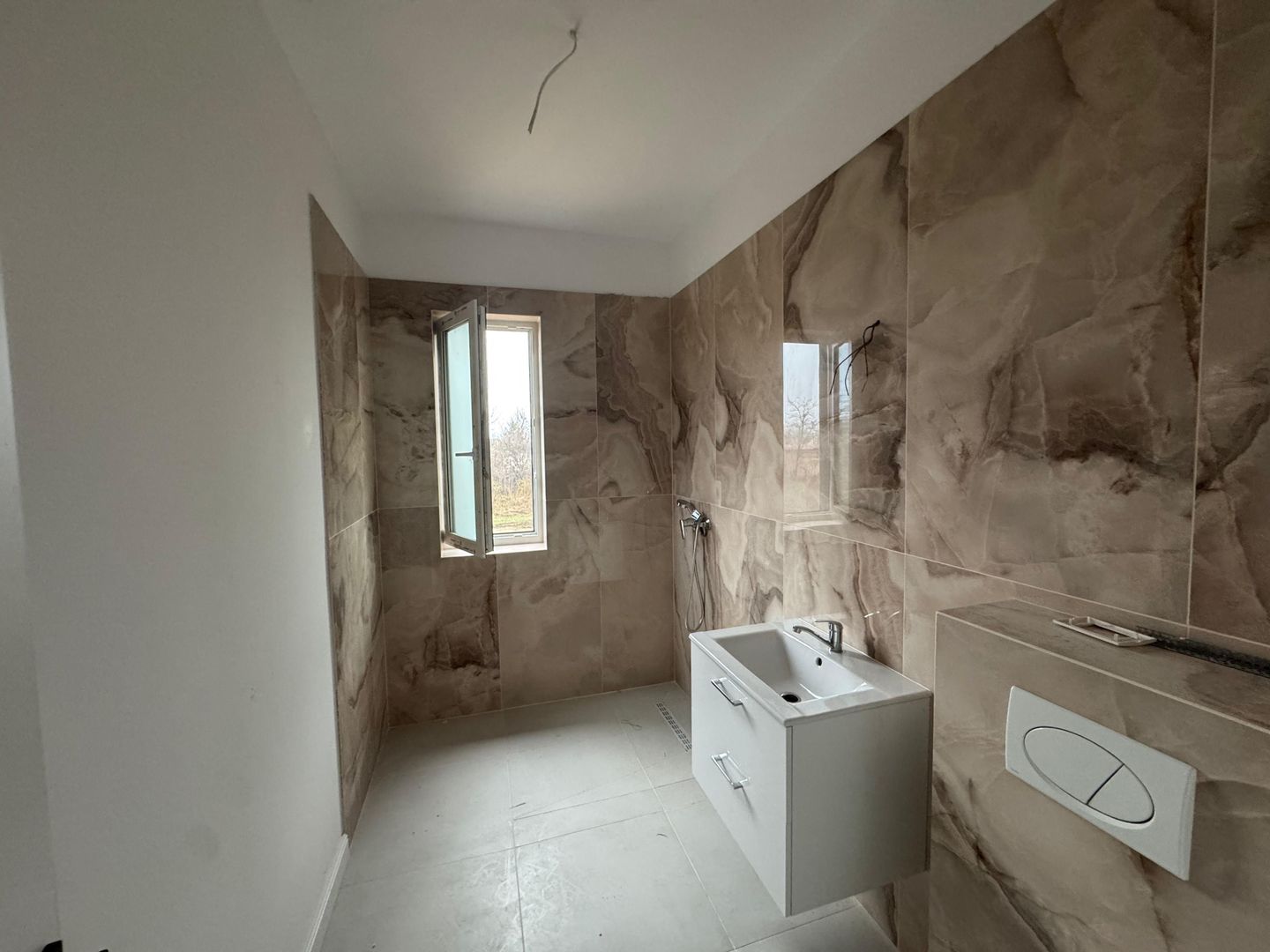 COMISION 0% | Apartament 4 Camere | Etaj 1 | 110 mp | Zona Plopi - Poză 12