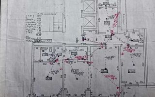 Vând apartament cu patru camere et. 5 bl. Lacul Tei - Poză 1