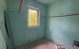 Casa individuala traditionala spatioasa in zona linistita - Dumbravita - Poză 8