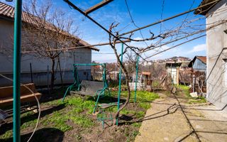 Casa de vanzare cu 2 camere si teren 1068 mp zona Renașterii - Poză 2