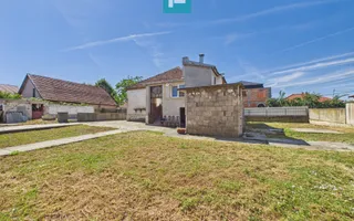 Casă cu 4 camere în Bujac - Poză 14