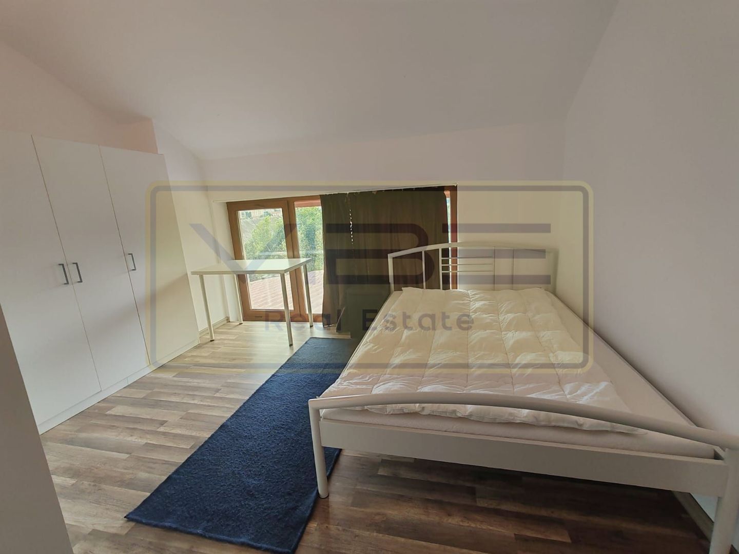 Apartament 5 camere la Vila- Moara De vant- 30min UMF - Curte/ Parcare - Poză 3