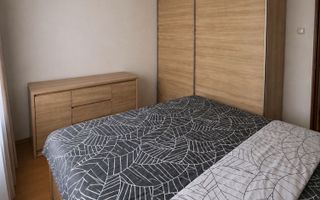 Apartament de 2 camere, 55mp, decomandat, parcare, zona Plopilor - Poză 3