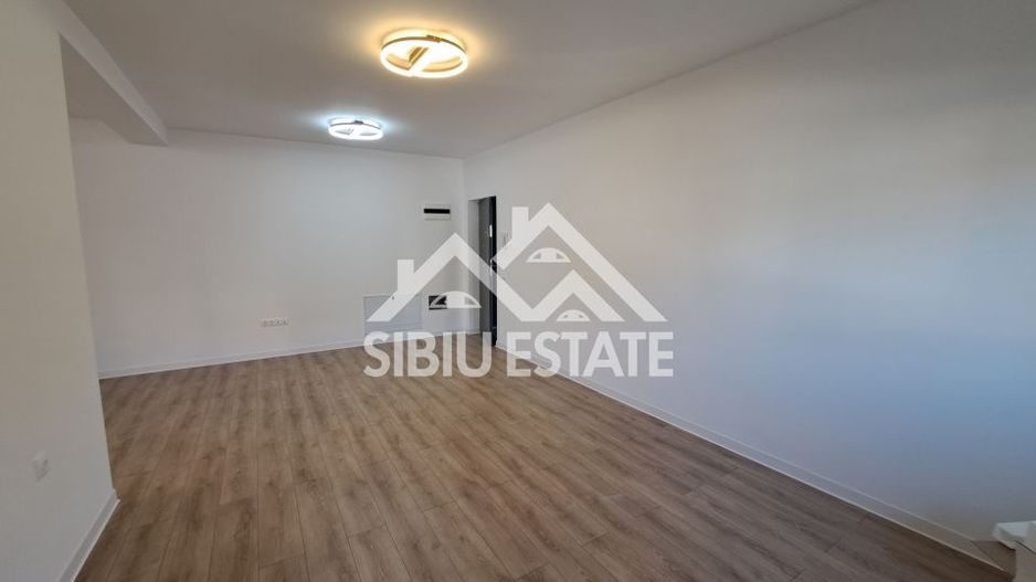 Apartament cu gradina si terasa, NOU 2 bai - Poză 13