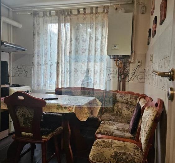 Garsonieră decomandată, etaj parter- Astra - Poză 6